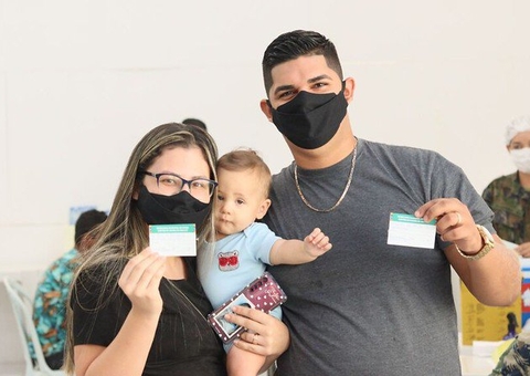 Após festas de fim de ano, vacinação contra Covid-19 é retomada hoje em Manaus