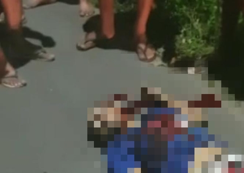 Disfarçado de mototaxista, atirador executa homem no meio da rua em Manaus