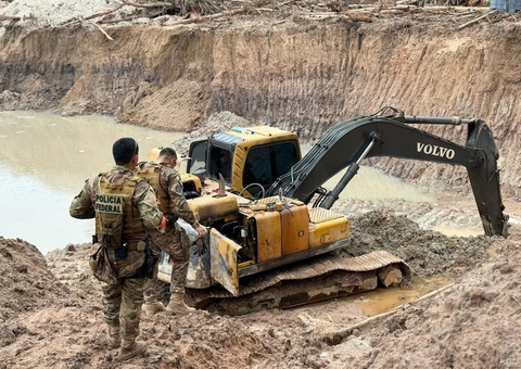 PF destrói garimpos ilegais em área de conservação no Amazonas