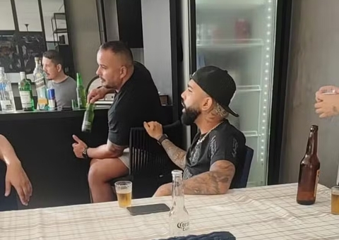 Após usar camisa do Corinthians e dizer que era montagem, Gabigol pede desculpas