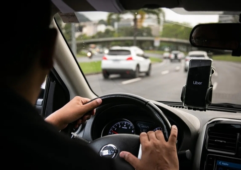 Uber é condenada após motorista furtar bolo de aniversário