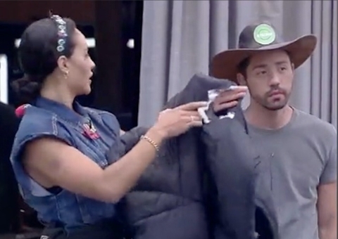 Após voltar da roça, Aline revela para Rico que Day rasgou jaqueta com faca