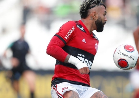 Vídeo: Gabigol sofre racismo ao ser chamado de 'macaco' em jogo contra Fluminense