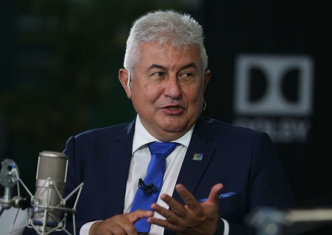 Ministro Marcos Pontes lança projeto de sistema de laboratórios flutuantes no Amazonas