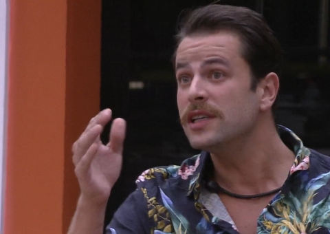 Gustavo descobre que Natália votou nele e dispara: 'confiei na sua palavra'