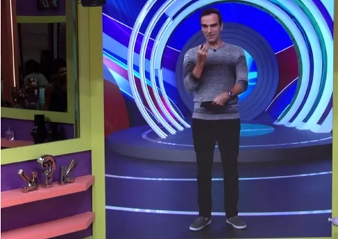 Tadeu elogia finalistas após quase 24 horas em prova de resistência