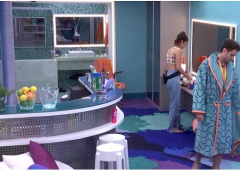 Em noite de paredão, Eslo revela a Lucas voto do quarto lollipop