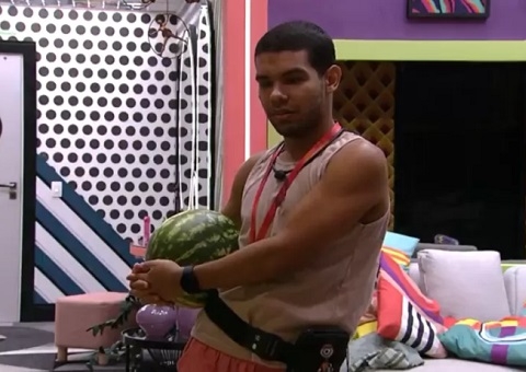 Brothers criticam Vyni: 'no ao vivo é outra pessoa'