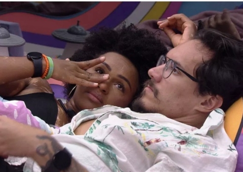 Natália chora ao falar de briga com Lina: 'não queria magoar elas'