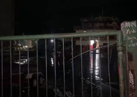 Homem morre afogado após pular em rio na zona Sul de Manaus