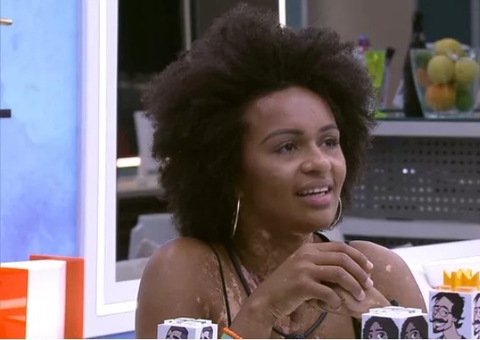 Natália revela que gostaria de ter 'ficado' com Lucas no BBB22