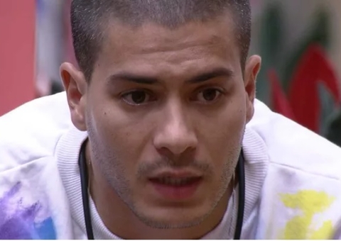 Arthur está no paredão após ser o mais votado pelos brothers do quarto grunge