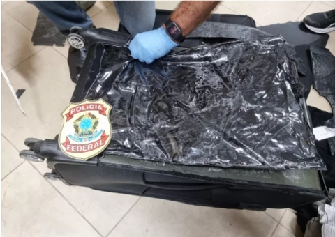 Colombiano apanha de esposa ao ser preso com 6,5kg de drogas durante lua de mel