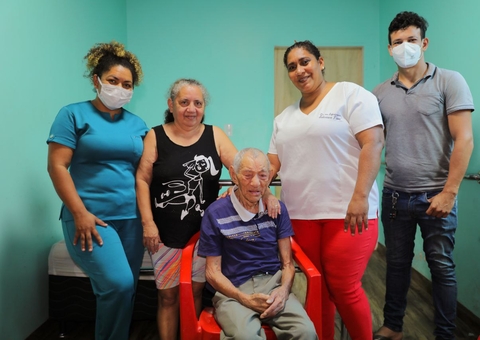 Idoso de 111 anos vence Covid-19 pela 2ª vez no Amazonas