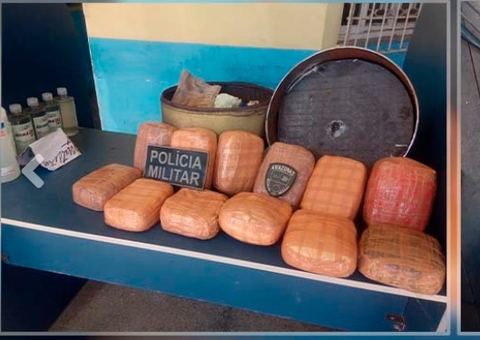 Polícia apreende 12 kg de drogas escondidas dentro de botija de gás no Amazonas