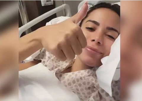 Anitta deve receber alta médica nesta segunda após cirurgia de endometriose
