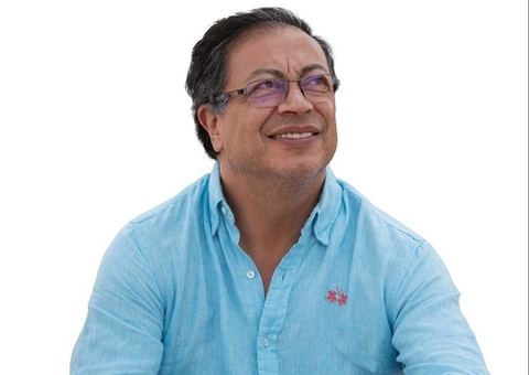 'Que ganhe Lula', diz Petro ao ser eleito presidente da Colômbia