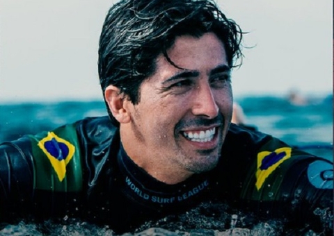 Miguel Pupo é campeão no Surfe na etapa de Teahupo’o