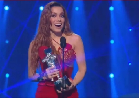 VMA 2022: Anitta ganha prêmio de melhor clipe de música latina