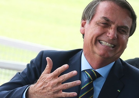 Bolsonaro é vaiado em jogo do Grêmio
