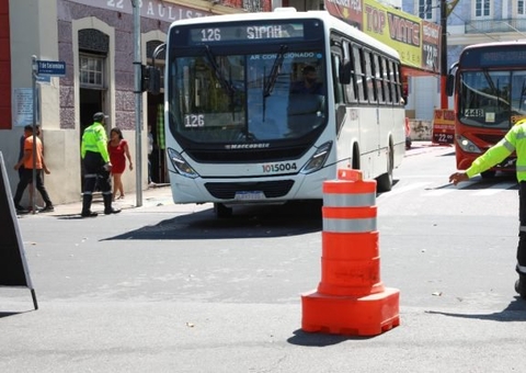 Passo a Paço: confira linhas de ônibus com viagens após meia-noite em Manaus