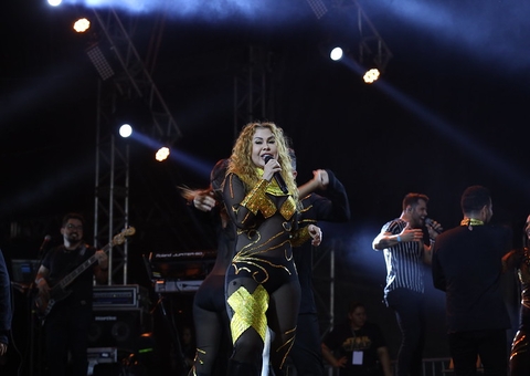 Joelma e Jota Quest defendem a Amazônia durante show no Passo a Paço