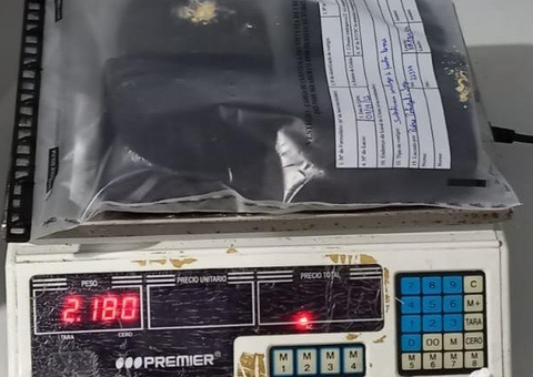 Cocaína avaliada em R$ 65 mil é apreendida em porto de Tabatinga, no Amazonas