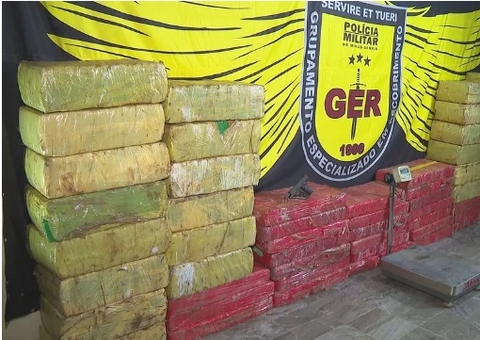 Mais de uma tonelada de maconha é apreendida em depósito