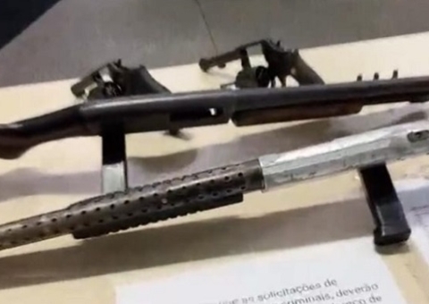 Homem é preso com armas e colete balístico em Manaus