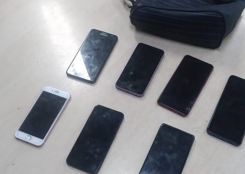 Celulares roubados em assalto a ônibus da linha 223 são recuperados em Manaus