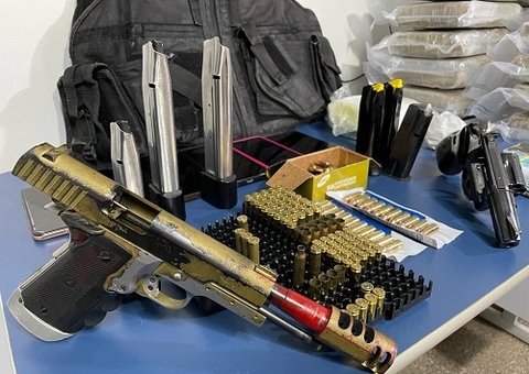 Suspeitos de roubos a casas usam próprios filhos como reféns e trocam tiros com a polícia em Manaus