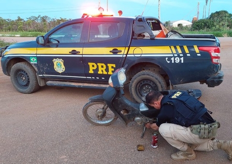 Homem é preso com moto roubada ao passear pela BR-174