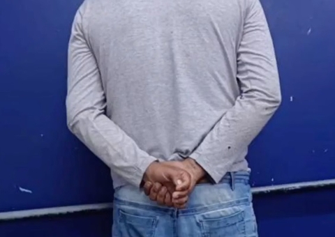 Foragido da justiça é preso ao andar de táxi no Amazonas