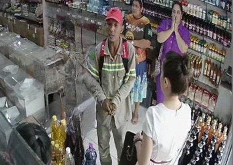 De cara limpa, homem faz 'arrastão' durante assalto a loja em Manaus; vídeo