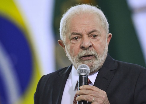 Governo Lula prepara programa para levar internet a todas as escolas do país, diz ministro