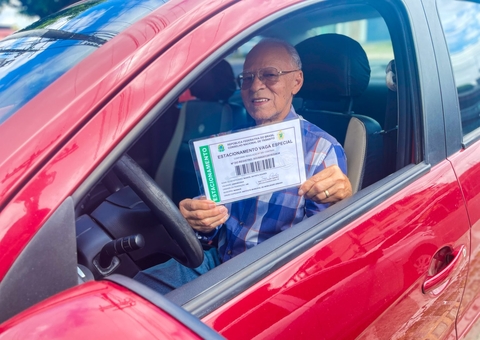 Ação em shopping de Manaus terá emissão de credencial de estacionamento para idosos e PCDs