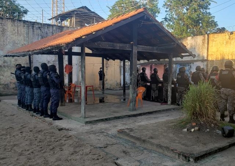 Armas e drogas são apreendidas durante revista em presídio em Parintins