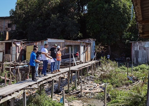Mais de 50 ocupações irregulares no Prosamin+ são notificadas em Manaus