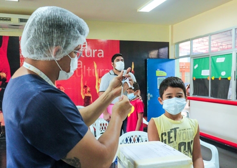 Saiba onde se vacinar contra Covid-19 neste sábado em Manaus