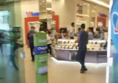 Criminosos rendem funcionário e roubam mais de 20 celulares da Bemol em Manaus