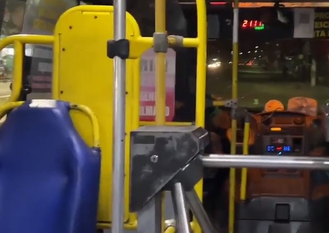 Passageiro é espancado após reagir a assalto  em Amarelinho em Manaus