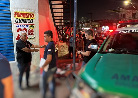 Suspeito de assalto, adolescente de 17 anos é espancado até a morte com pedradas na cabeça em Manaus