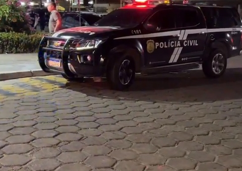 Pistoleiro invade casa e atira em tatuador em Manaus