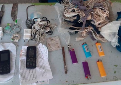 Após denúncia, polícia apreende facas, cordas e celulares em cadeia no Amazonas