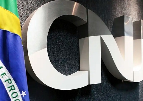 CNJ abre processo contra ex-desembargador que criticou ministro do STF