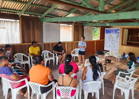 Comunidades ribeirinhas do Amazonas recebem formação para monitoramento de quelônios