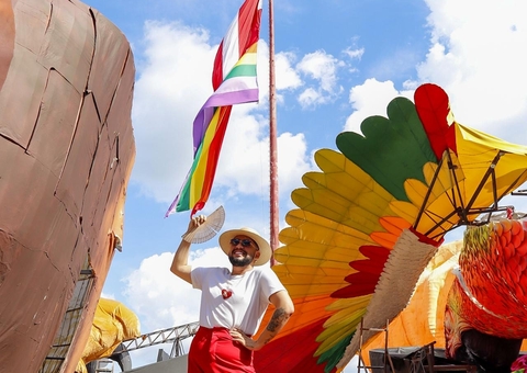 Bois Boiola e Rasgadinho celebram Dia Internacional do Orgulho LGBTQIAPN+ em Parintins