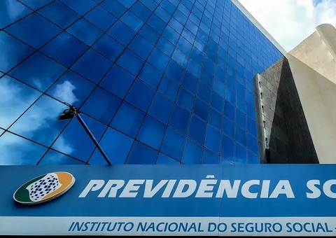 Servidores do INSS entram em greve por melhores salários