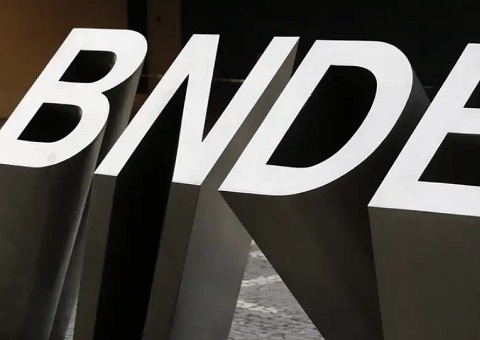 BNDES recebe 27 mil inscrições para concurso com salário de R$ 20,9 mil