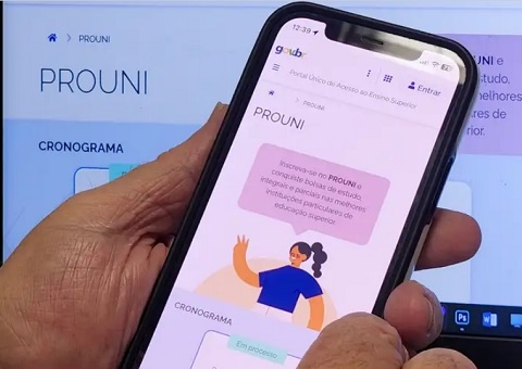 Estudantes reclamam de demora na divulgação dos resultados do Prouni